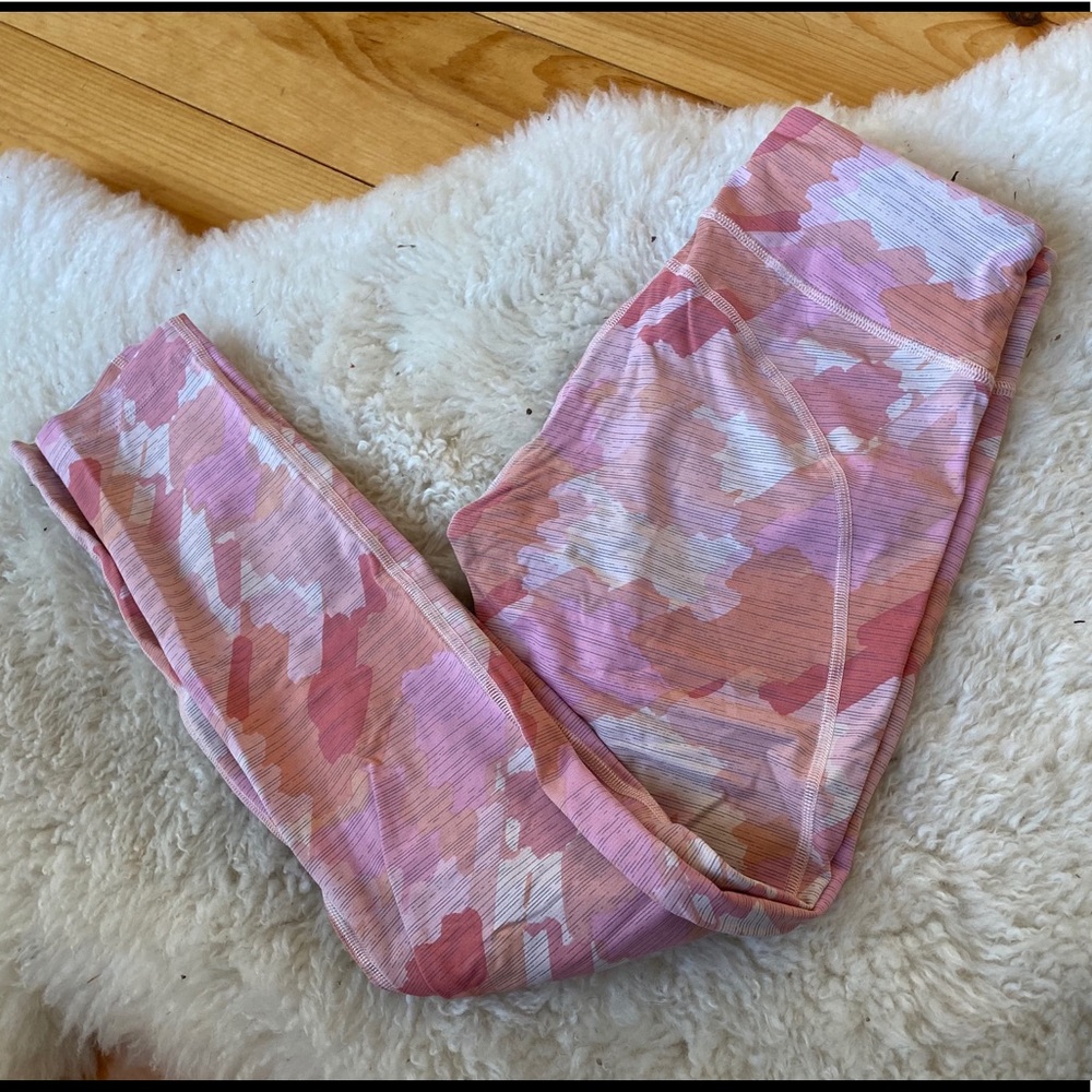 OV leggings in silky fabric, super soft!